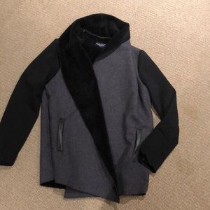 Splendid medium coat